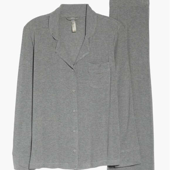 Skims Soft Lounge Set - Picture 5 of 10